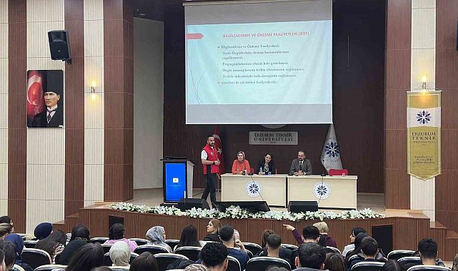 Erzurum'da gençlere ve velilere "Güvenli Gelecek" bilgilendirmesi