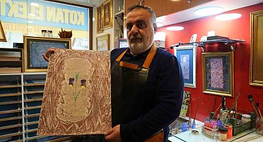Erzurum'un Oltu taşı ve Karayazı kalesi ebruda buluştu