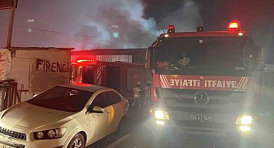 Esenyurt'ta tekstil üzerine iş yeri alev alev yandı