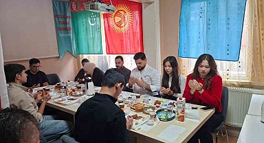 Eskişehir'de 'Türk Dünyası öğrencileri' kahvaltıda buluştular