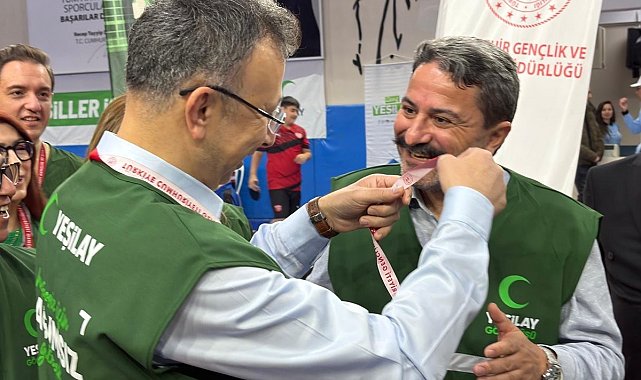 Eskişehir'de gençler "Bağımlılığa Karşı Spor Yapın" etkinliğinde buluştu