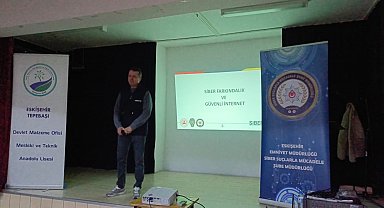 Eskişehir'de öğrenciler siber suçlarla ilgili bilgilendirildi