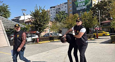 Eskişehir'de öğrenciye zorla tespih satan şüpheliye ev hapsi
