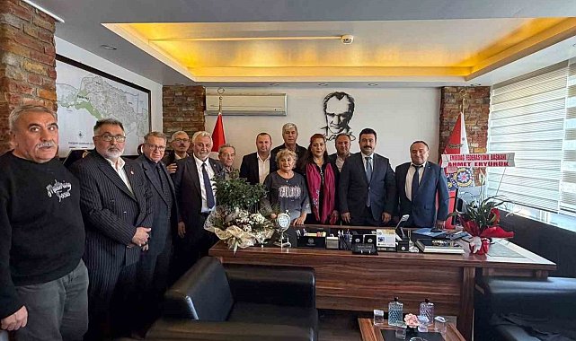Eskişehir'deki sivil toplum kuruluşlarından İlçe Emniyet Müdürü Sivri'ye ziyaret