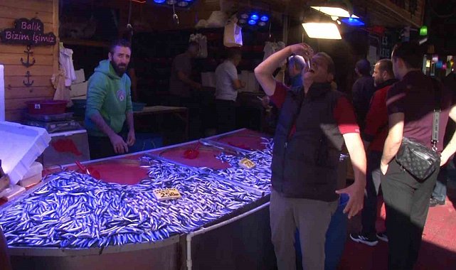Eskişehirli balıkçıdan dondurucu uyarısı: "Balık bolluğu sürerken stok yapın"