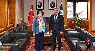 ESOGÜ Rektörü Gümüşsoy'dan Rektör Adıgüzel'e iadeiziyaret