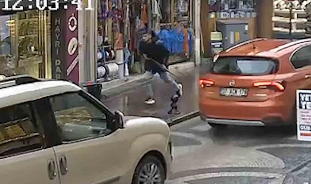 Etrafa ateş açıp, 4 kişiyi yaraladı