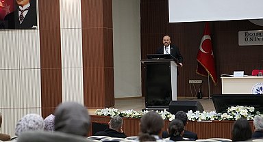 ETÜ'de "Terörsüz Türkiye: Tarihsel süreç, demokratikleşme ve hukuk devleti" paneli düzenlendi