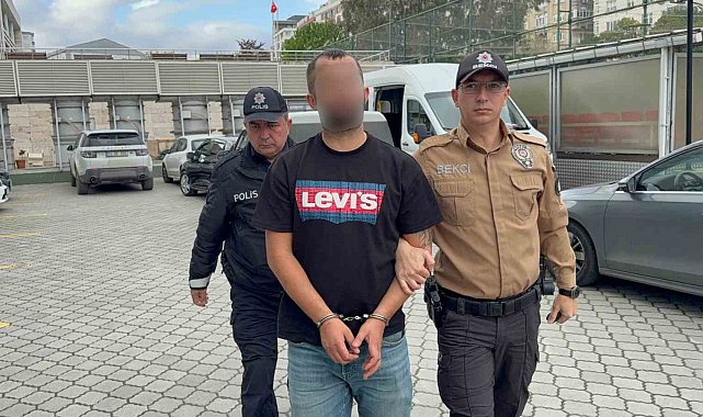 Evinde ölü bulunan gencin arkadaşı gözaltına alındı