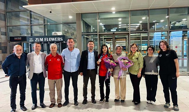Fekeli milli güreşçi Avrupa ikinciliği ile evine döndü