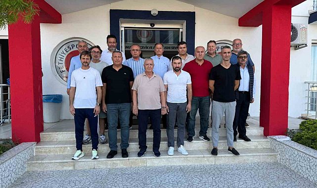 Fethiyespor'da Ceviz dönemi başladı