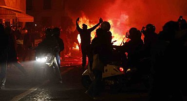 Fransa'daki protestolarda 1 kişi öldü, bin 800'den fazla kişi gözaltına alındı