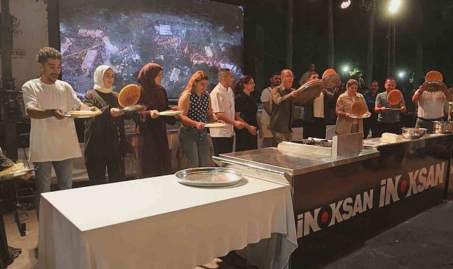 Gastronomi festivalinde künefe şovu