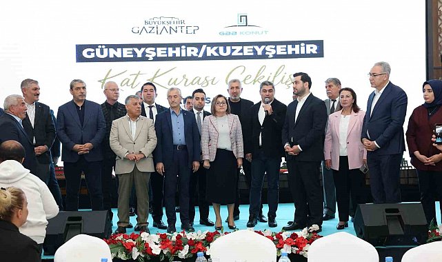 Gaziantep Büyükşehir'den muhtarlara destek sürüyor