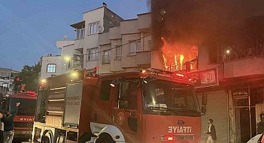 Gaziantep'te ev yangınında yaralanan 14 yaşındaki çocuk kurtarılamadı