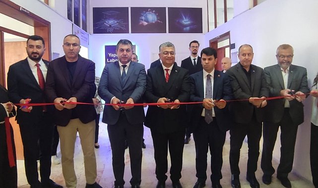 Gediz MYO'da yapay zeka laboratuvarı açıldı
