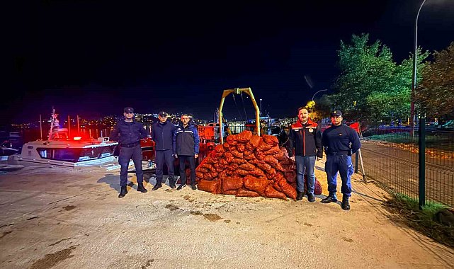 Gemlik'te kaçak midye avına geçit yok: 174 bin TL ceza