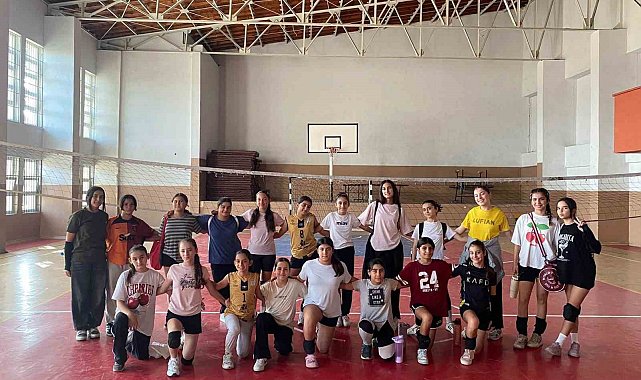 Germencik'te çocuklar kış kurslarıyla yeteneklerini geliştiriyor