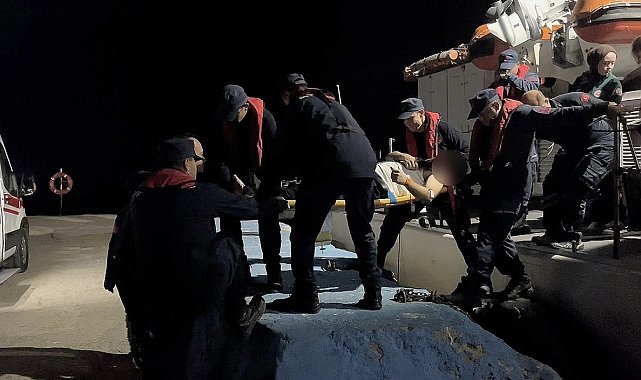 Gökçeada'da rahatsızlanan vatandaş Sahil Güvenlik ekiplerince tahliye edildi