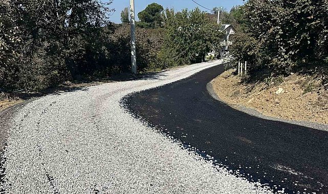Göktepe köyünün yolu yenileniyor