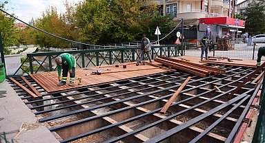 Gölbaşı Belediyesi'nden Osmanlı ve Selçuklu Parkı'nda kapsamlı bakım ve onarım çalışması