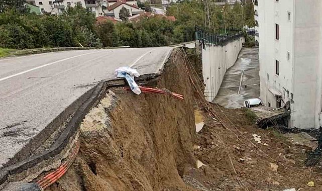 Gölcük'te 65 kişinin yaşadığı bina tahliye edildi