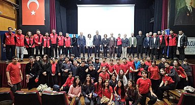 Gölcük'te afet risklerinin azaltılması panelde ele alındı