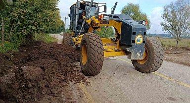 Gölyaka'da beton v kanal çalışması