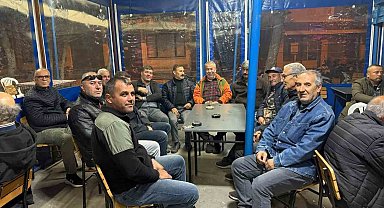 Gömeç de MHP İlçe yönetimi zeytincilerle bir araya geldi