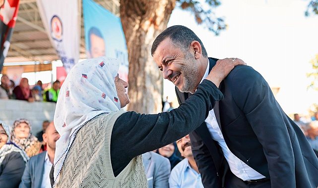 Gülbağlık yolu ulaşıma açıldı, Çamlarca'da gönüller birleşti