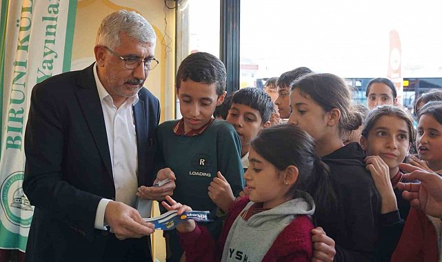 Hallaç: "Kitapla buluşan her nesil, geleceğe atılmış güçlü bir adımdır"