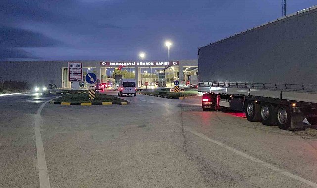 Hamzabeyli Gümrük Kapısı açıldı, tır çıkışlardı tekrar başladı