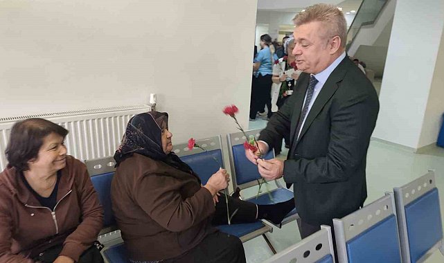 Hastalara karanfilli bilgilendirme