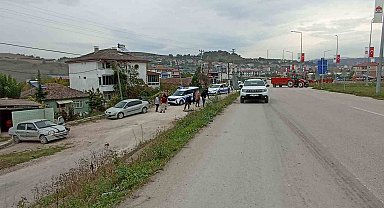 Havza'da otomobiller çarpıştı: Anne ve 3 yaşındaki çocuğu yaralandı