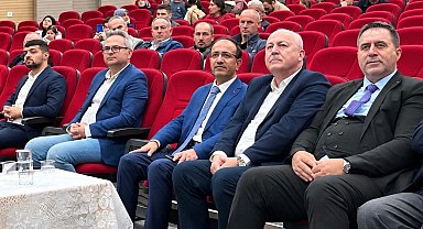 Hayrabolu'da "Hz. Peygamber ve Güzel Ahlak" konulu konferans düzenlendi