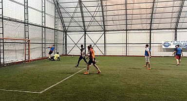 Hisarcık AK Gençlik Halı Saha Turnuvası'nda final heyecanı