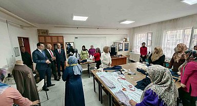 Hisarcık Kaymakamı Atam'dan halk eğitimi kurslarına ziyaret