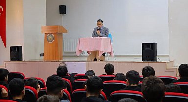 İl Müftüsü Bektaş imam hatipli öğrencilerle bir araya geldi