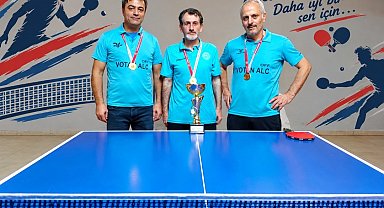 İl sağlık müdürlüğü masa tenisinde şampiyon oldu