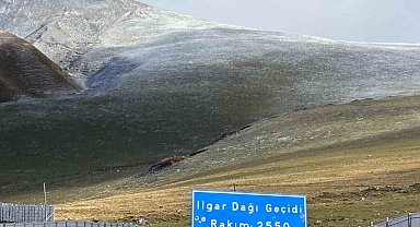 Ilgar Dağı'nda kar sürprizi: Tipi ulaşımı zorlaştırdı