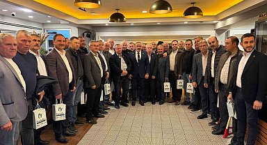 İş İnsanı Özdemir Muhtarlar Günü'nde Bandırmalı muhtarlarla buluştu