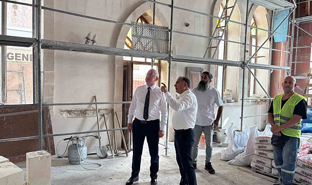 İskenderun'da tarihi kiliselerde restorasyon çalışmaları sürüyor