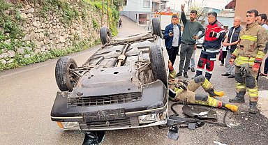 İskenderun'da ters dönen otomobilin sürücüsü yaralandı