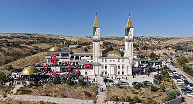 İslami Değerler Külliyesi'nde anlamlı açılış: Hasan Doğan ve babasının isimleri verildi