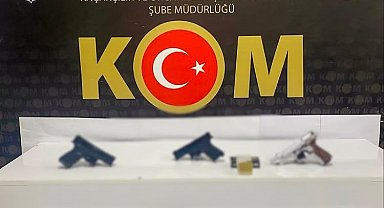 Isparta'da kaçak ürün ve silahlara el konuldu