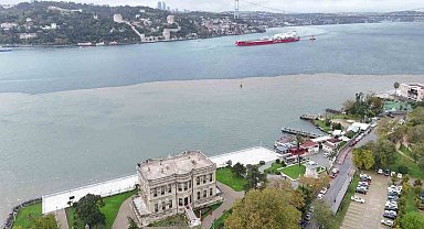 İstanbul Boğazı çamurla kaplandı
