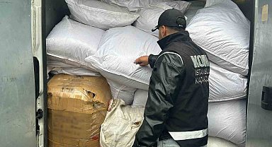 İstanbul'da alkol ve tütün kaçakçılarına operasyon: 6 milyon 500 bin lirayı bulan ürün ele geçirildi