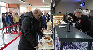 İstanbul'da örnek sosyal belediyecilik modeli: Ekmek 10 tl, yemek 55 tl, 20 bin emekliye 250 milyon TL destek