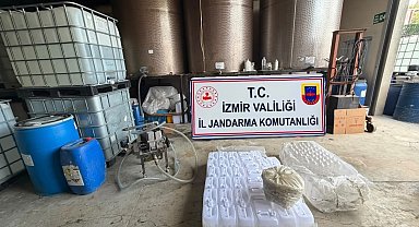 İzmir'de sahte alkol imalathanesine operasyon: 21 bin litre etil alkol ele geçirildi