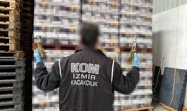 İzmir'de yılın en büyük kaçak içki operasyonu: 3 milyon 800 bin liralık kaçak içki ele geçirildi
